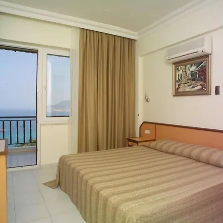 מלון Bella Vista 2*