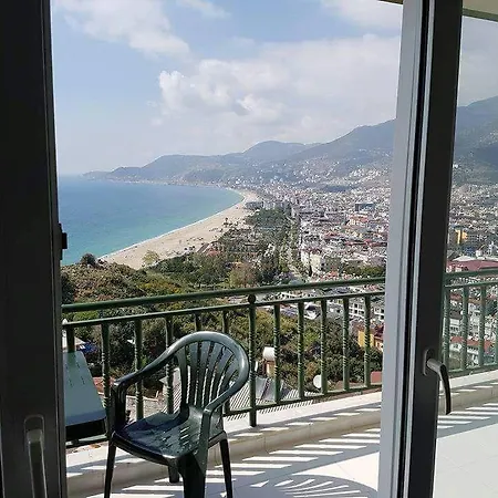 Bella Vista ألانيا